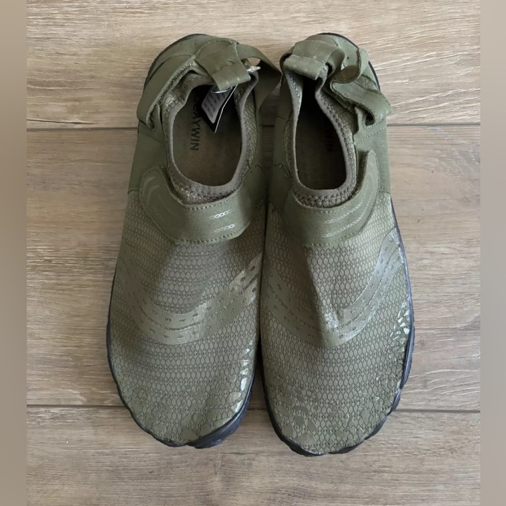 Josaywin Water Shoes Olive Green Men’s size 12-US 46-Euro